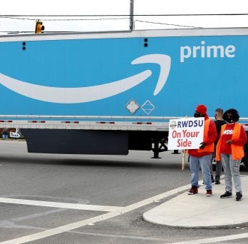 Amazon Prime Truck
                  